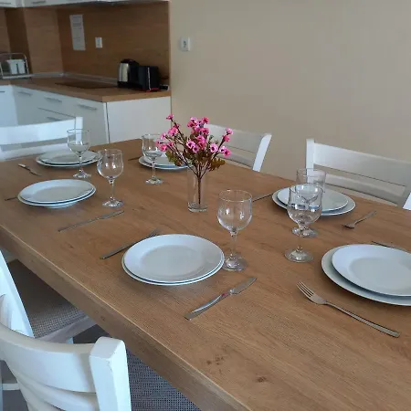 за гости снежи Appartement Balchik